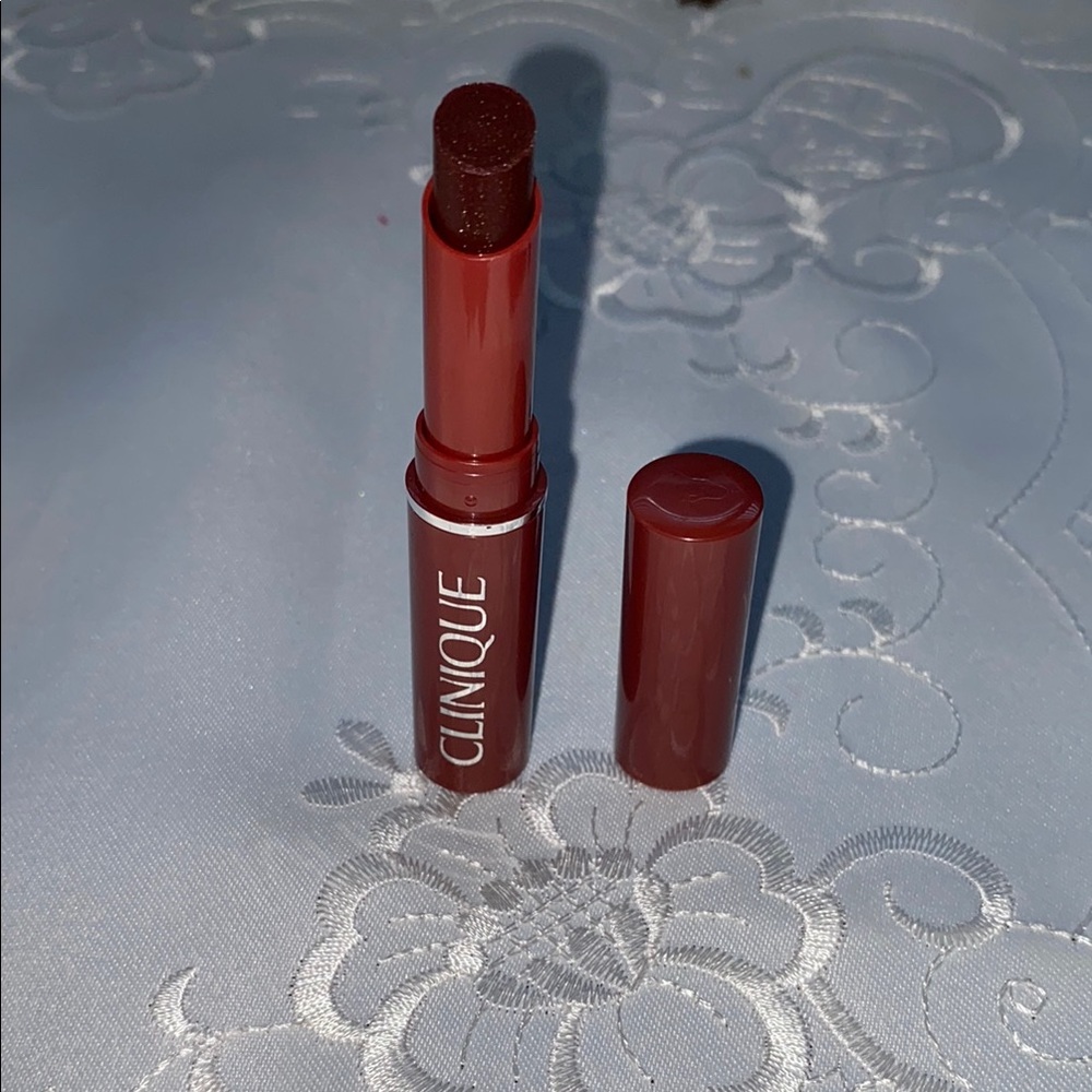 Clinique Red Lipstick